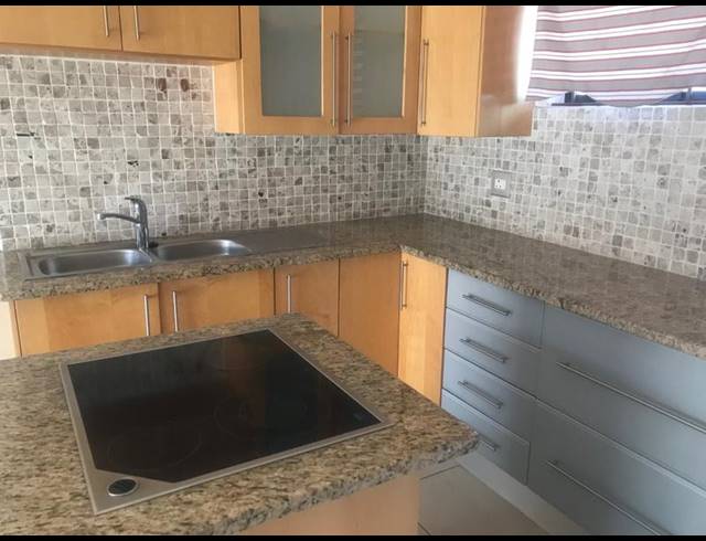 2 BEDROOM APARTMENT FOR SALE IN VANDERBIJLPARK SE 4